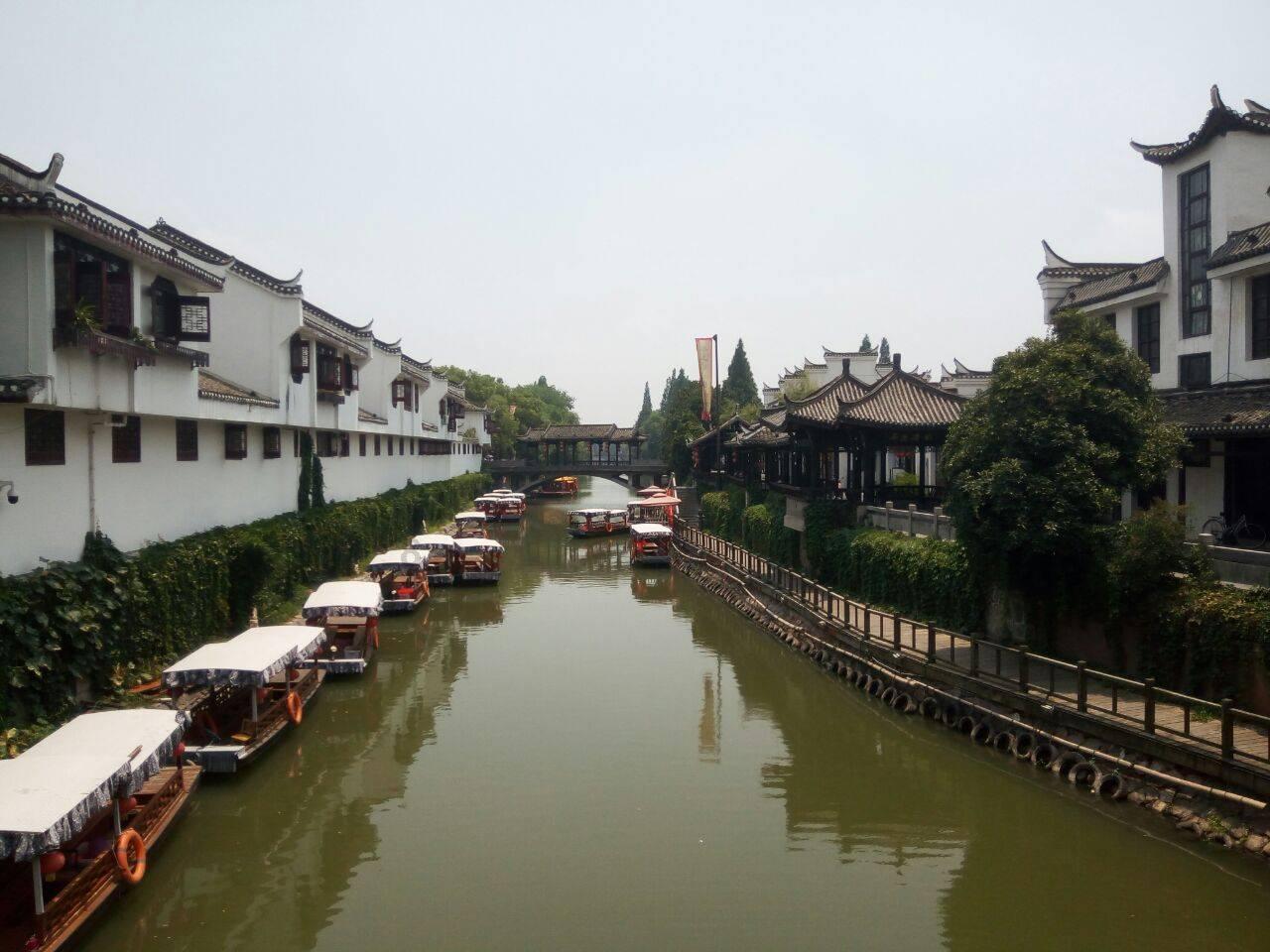 家里买什么床比较好？“铁艺床”时髦又实用，如今越来越流行了